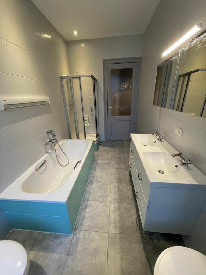 Le Village D'Ezra Anderlecht Kültér fotó